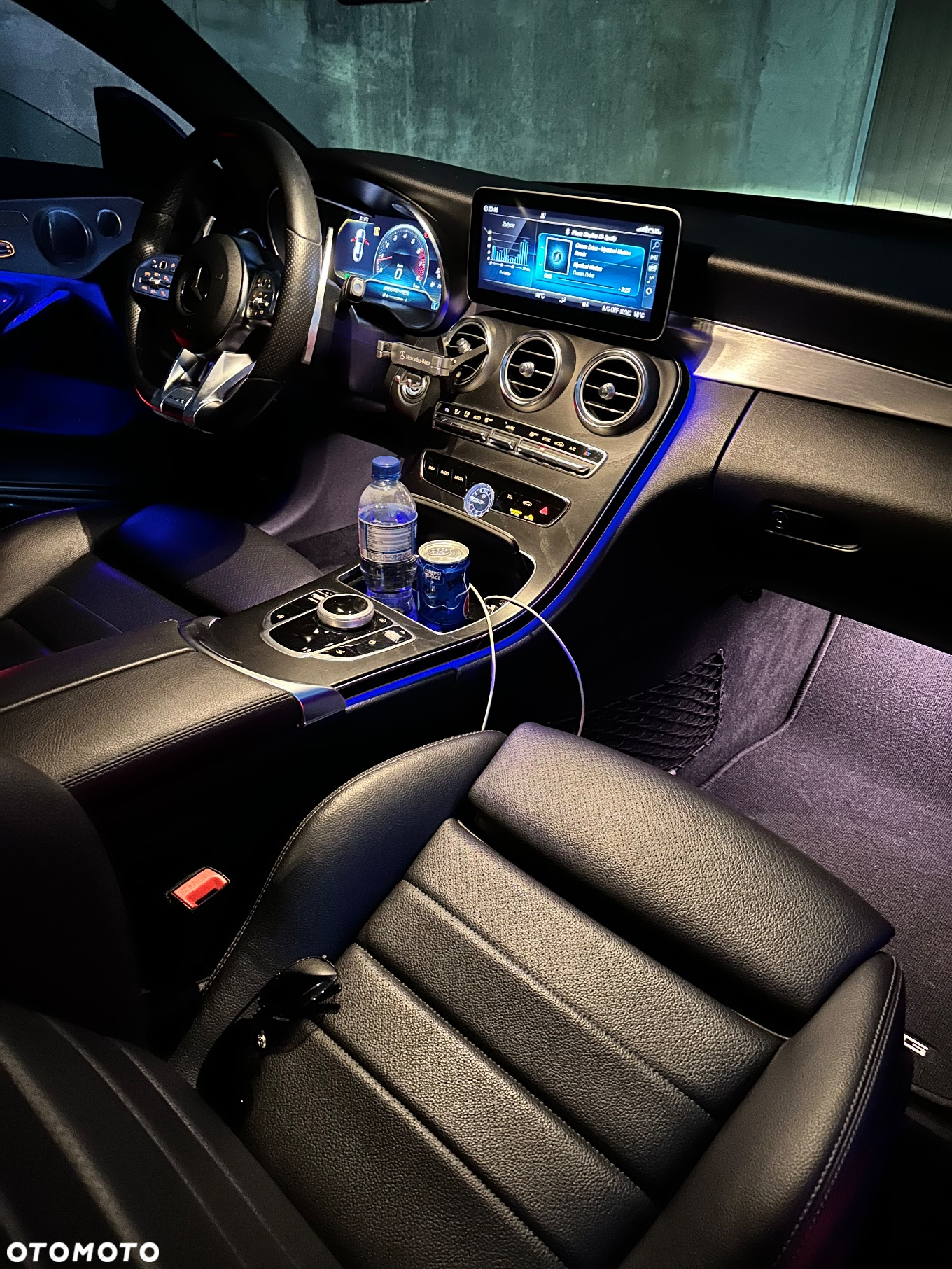 Mercedes-Benz Klasa C 300 Coupe 9G-TRONIC AMG Line Plus - 19