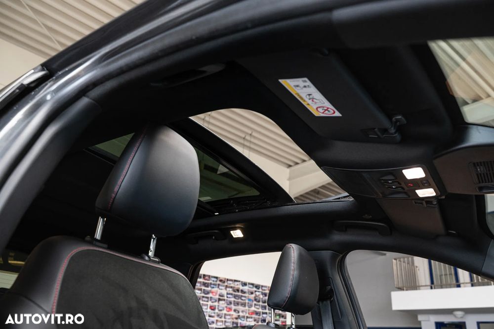 Ford Kuga 2.5 Duratec PHEV ST-LINE - 7