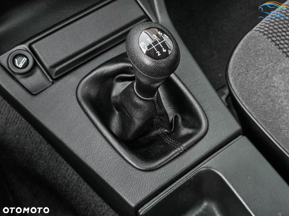 BMW Seria 3 - 33
