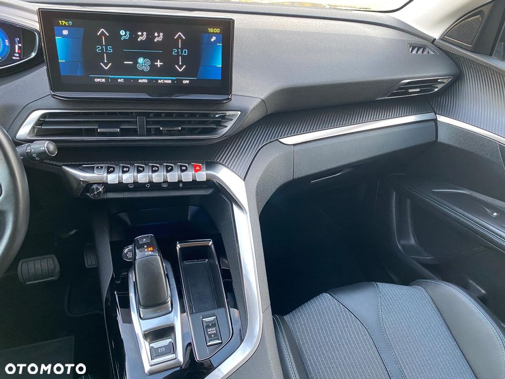 Peugeot 3008 225 e-EAT8 Allure Pack - 24