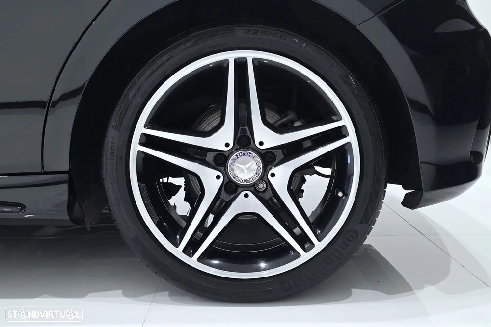 Mercedes-Benz A 200 d AMG Line Aut. - 27