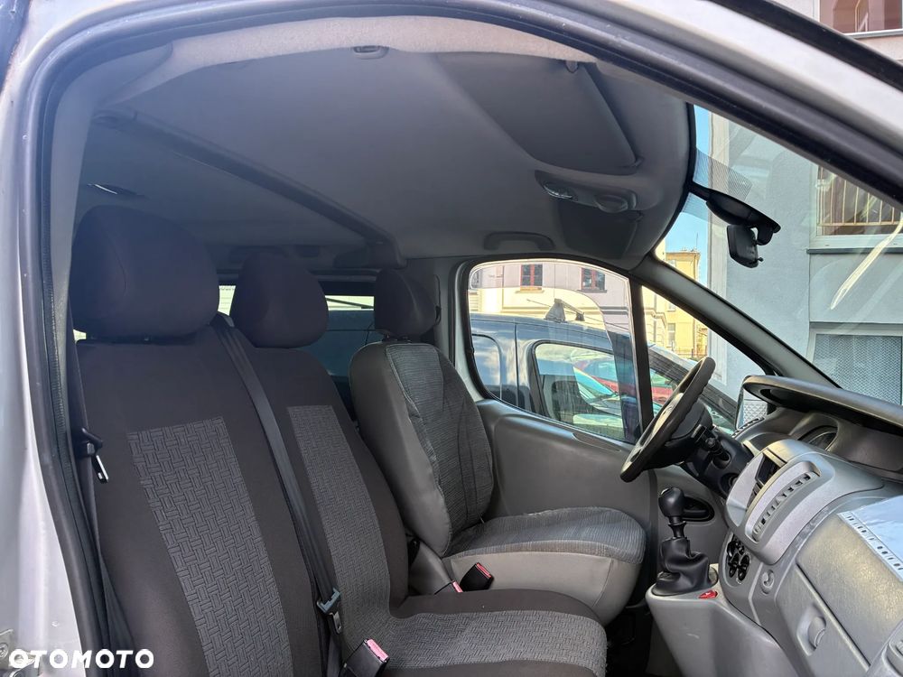 Renault Trafic - 18