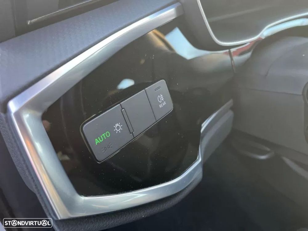 Audi Q3 45 TFSIe S tronic - 30