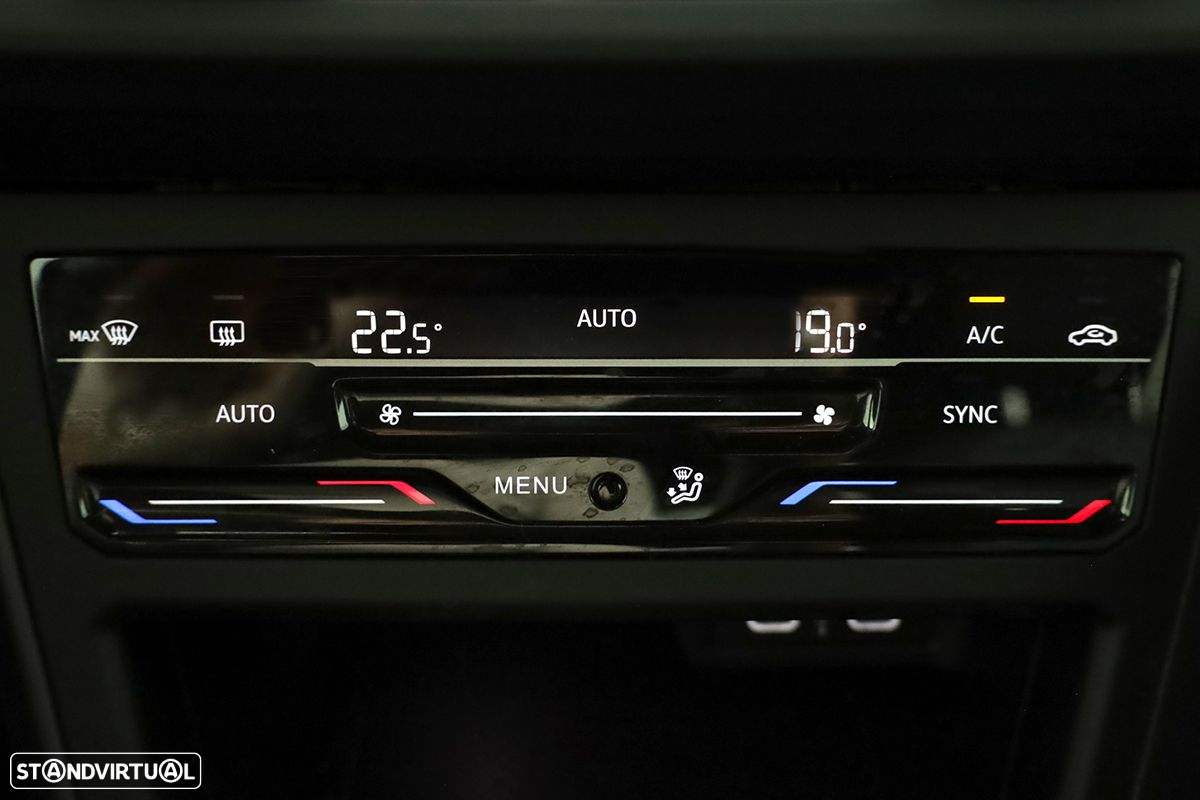 VW Taigo 1.0 TSI R-Line - 11