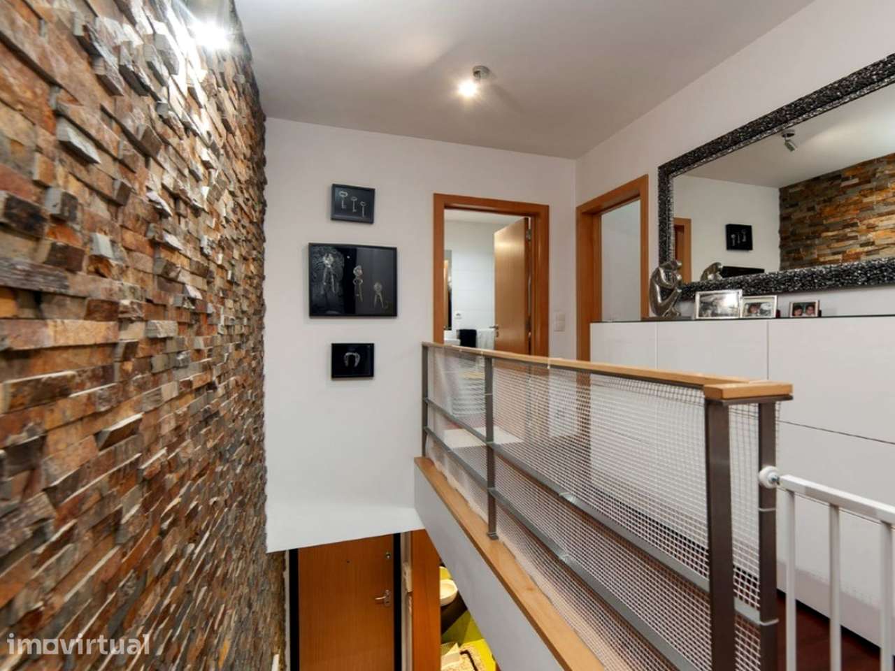 Apartamento T2 Duplex com varanda e garagem Porto - Grande imagem: 5/29