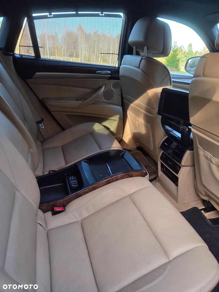 BMW X6 - 23