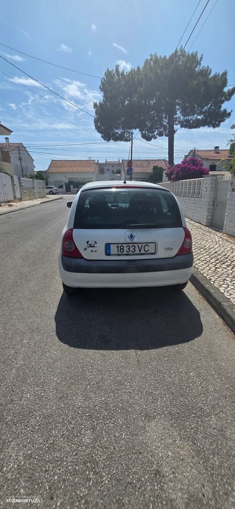 Renault Clio 1.2 16V Confort - 3
