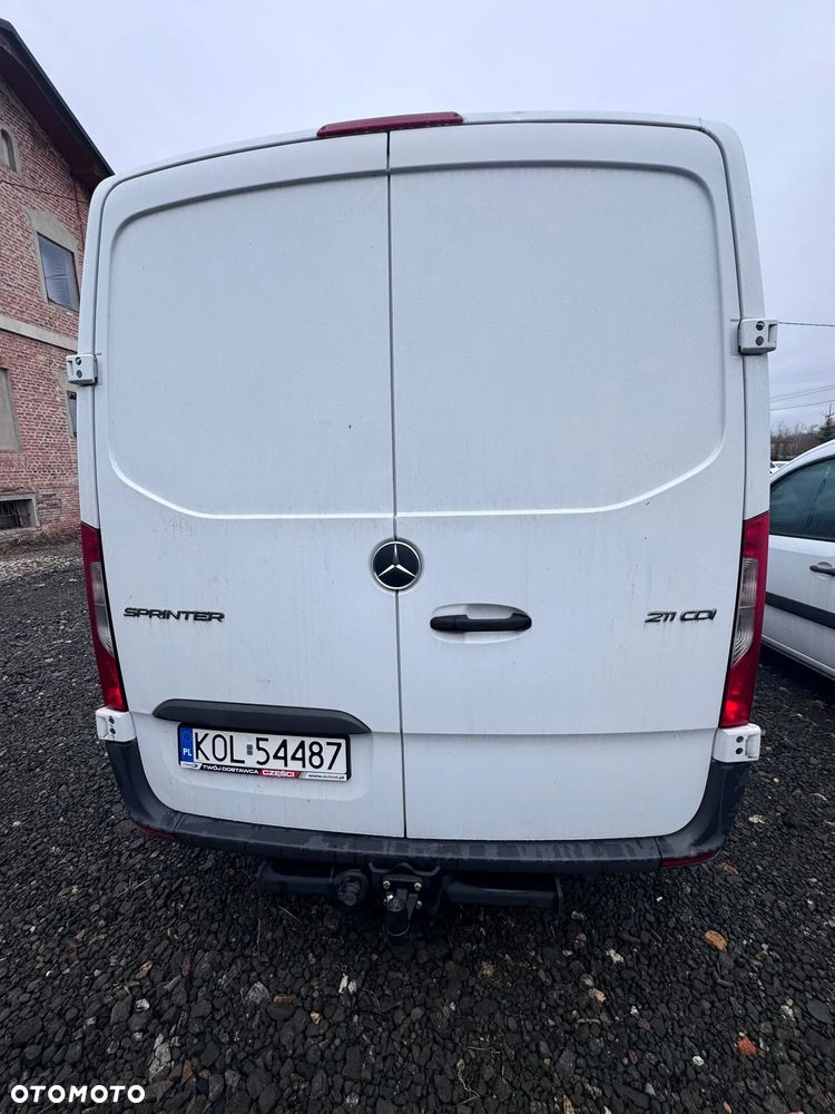 Mercedes-Benz Sprinter - 4