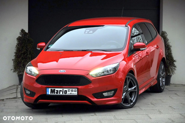 Ford Focus 1.0 EcoBoost ST-Line Black ASS