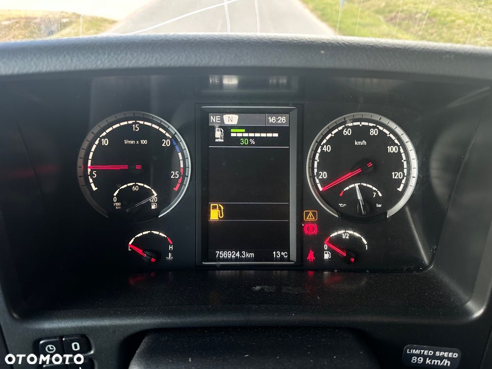 Scania P250 euro6 kontener 8.2 dzienna automat winda - 6