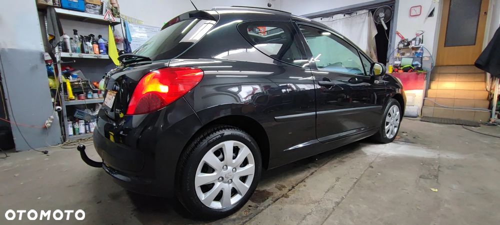 Peugeot 207 - 7