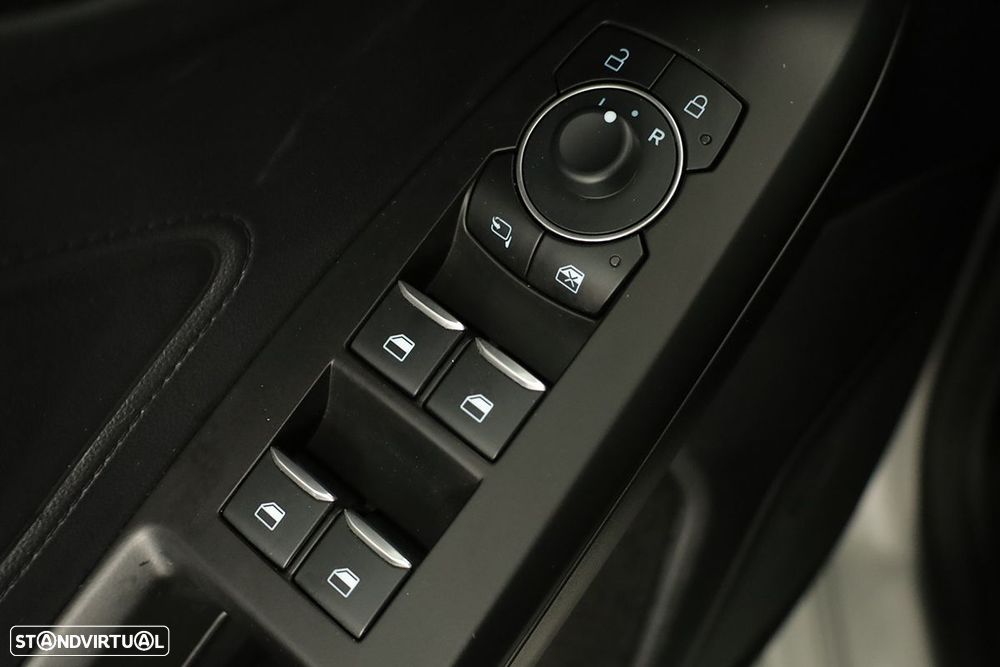 Ford Focus SW - 20
