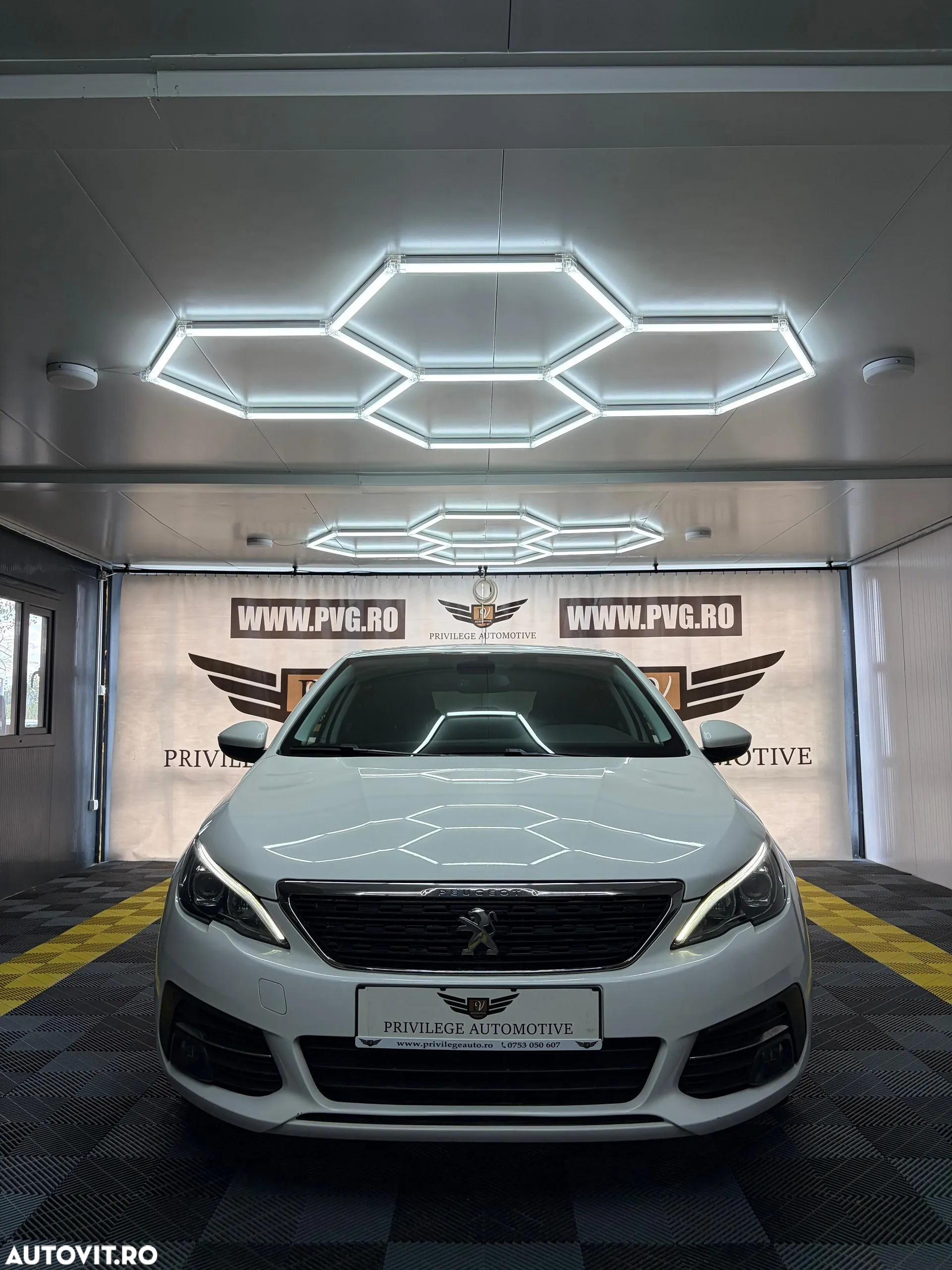 Peugeot 308 1.5 BlueHDi FAP STT Active Pack - 2
