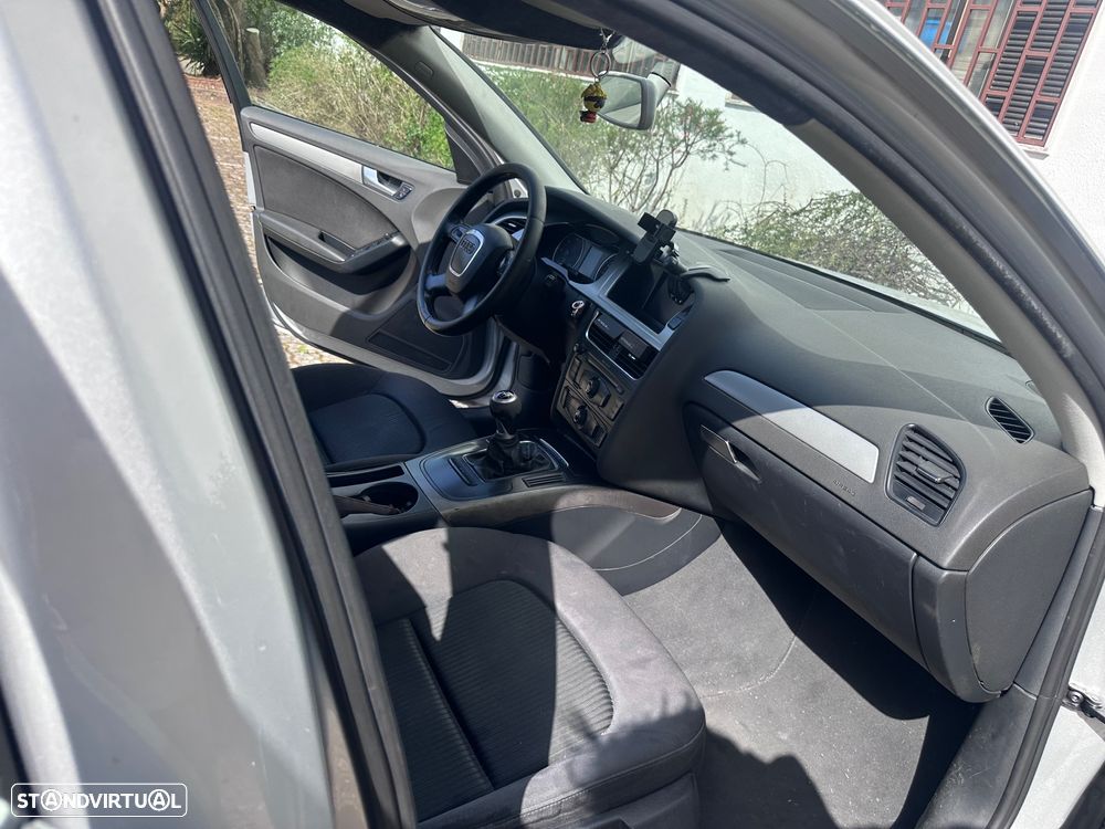 Audi A4 2.0 TDI - 10