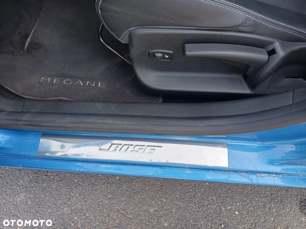 Renault Megane ENERGY TCe 115 Start & Stop Bose Edition - 16