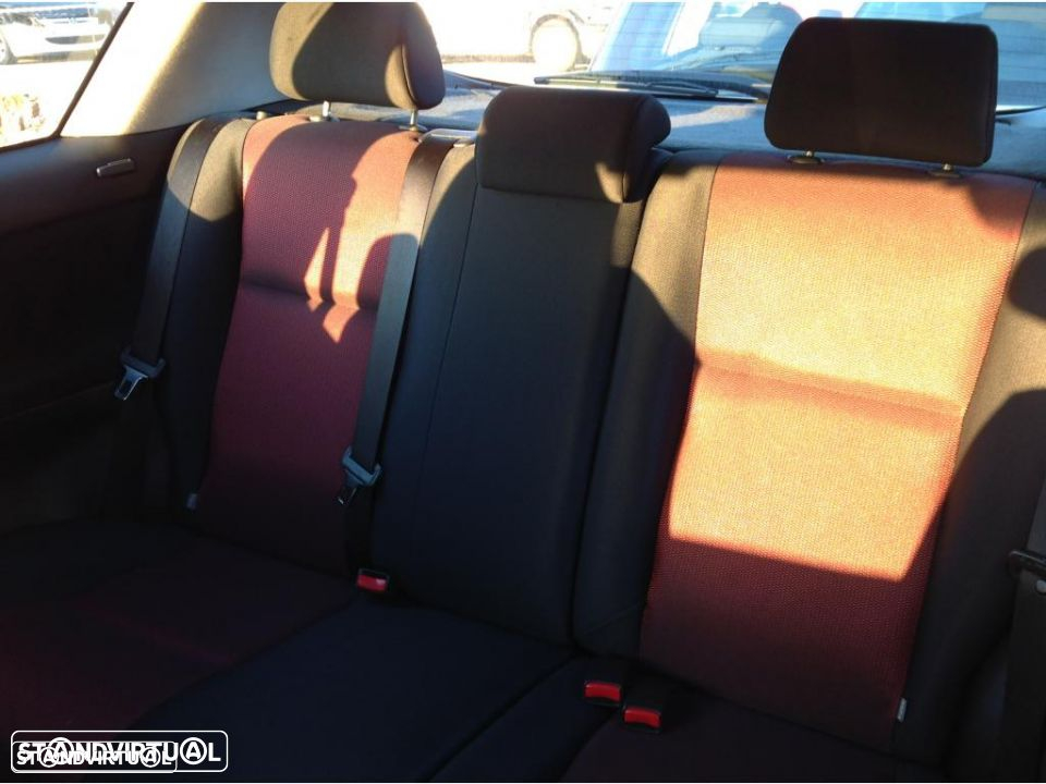Toyota Corolla T-Sport 2006 para peças - 10
