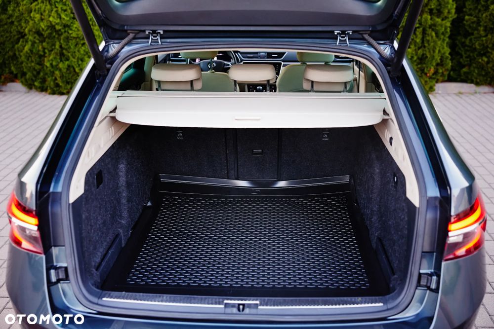 Skoda Superb 2.0 TSI Style DSG - 40