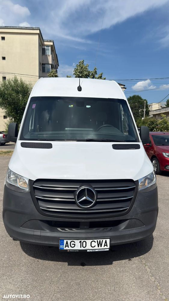 Mercedes-Benz Sprinter - 12