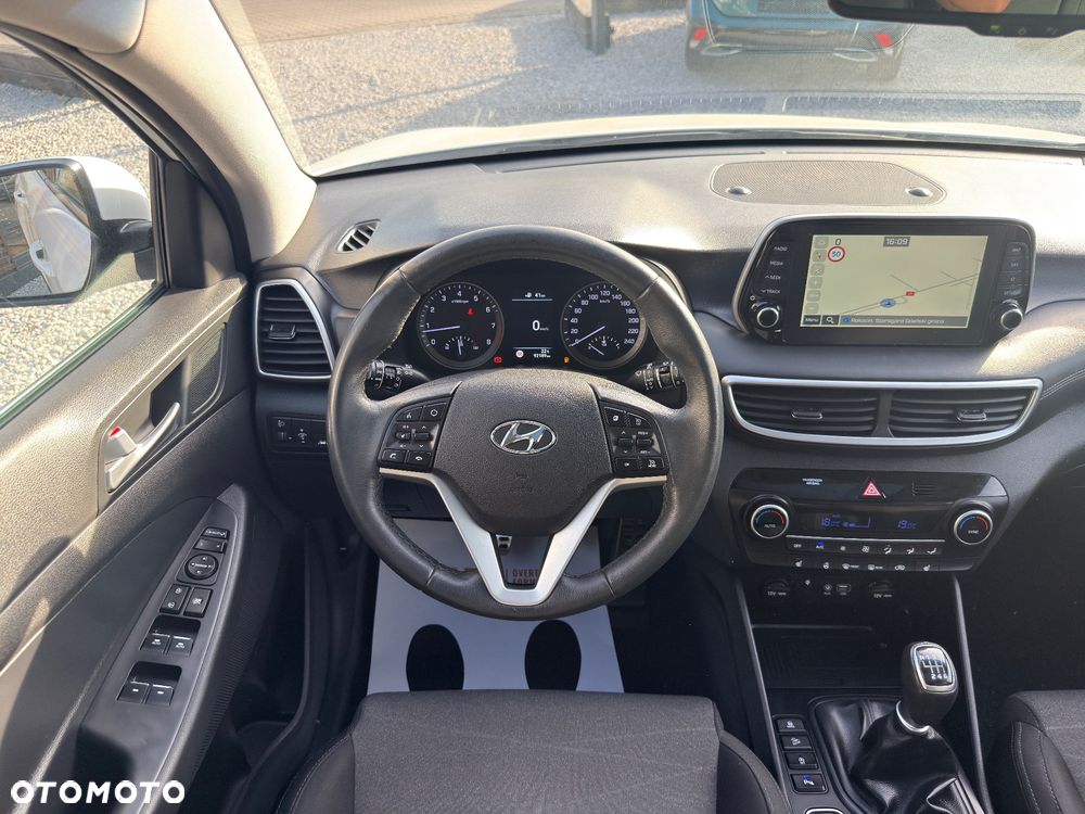 Hyundai Tucson 1.6 Turbo 4WD Premium - 16