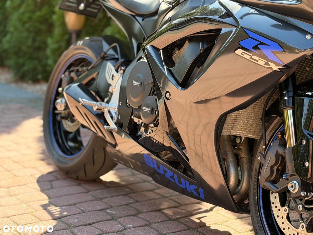 Suzuki GSX-R - 12