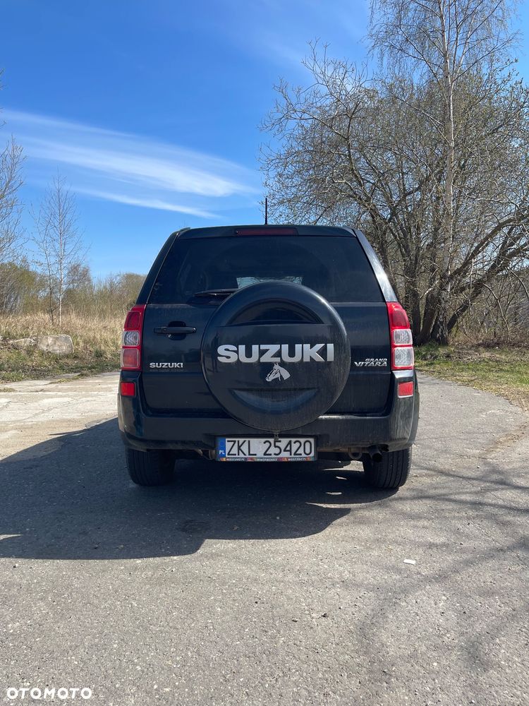 Suzuki Grand Vitara 2.0 De luxe - 7