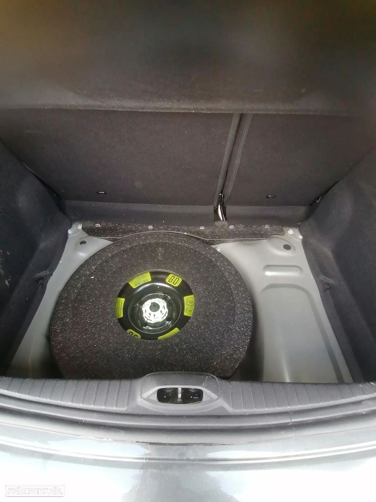 Peugeot 208 1.6 BlueHDi Style - 12