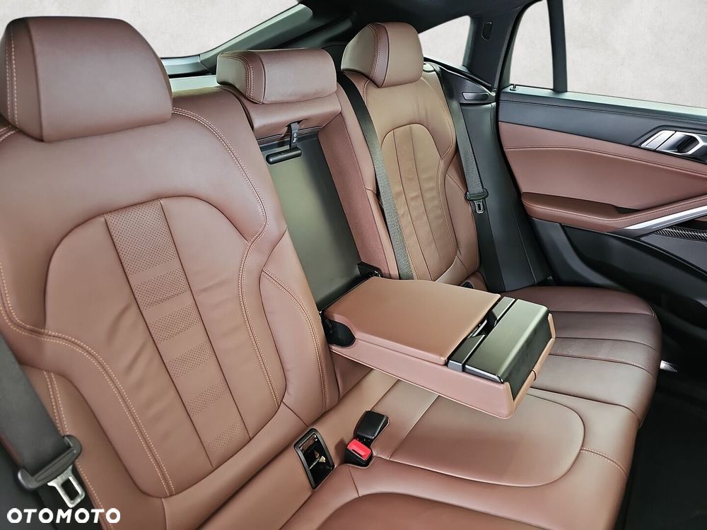 BMW X6 - 26