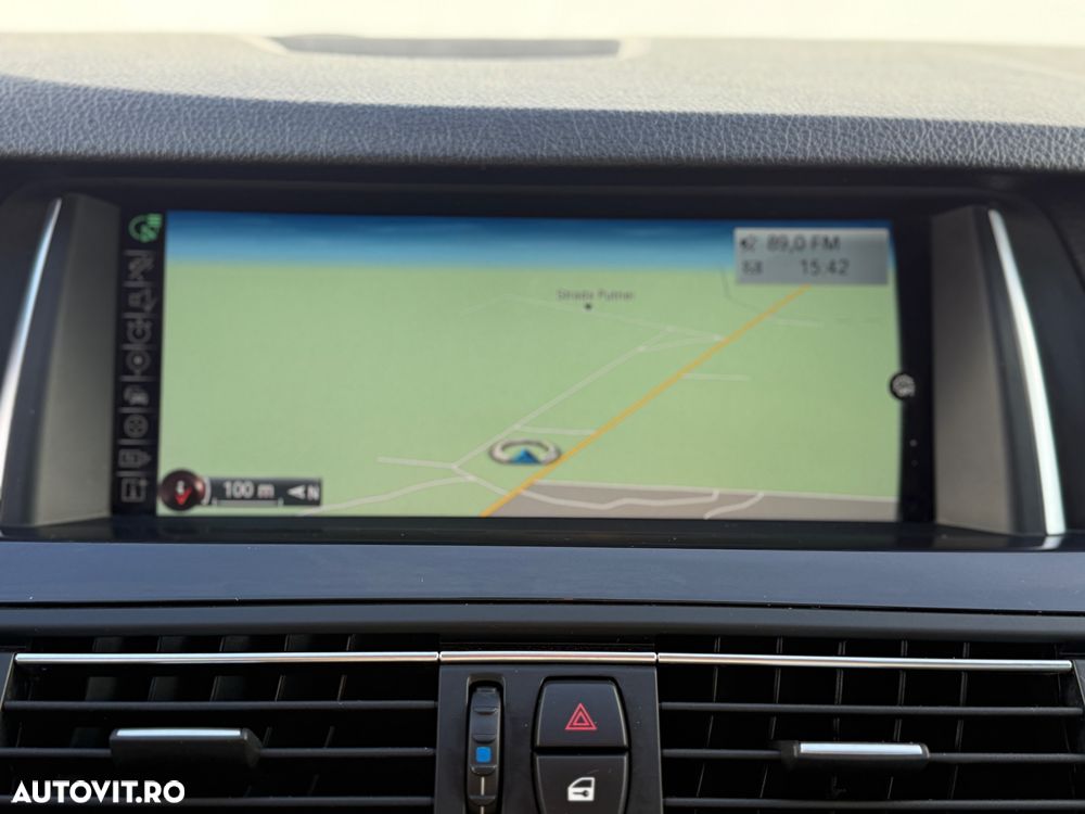 BMW Seria 5 520d xDrive Aut. - 10