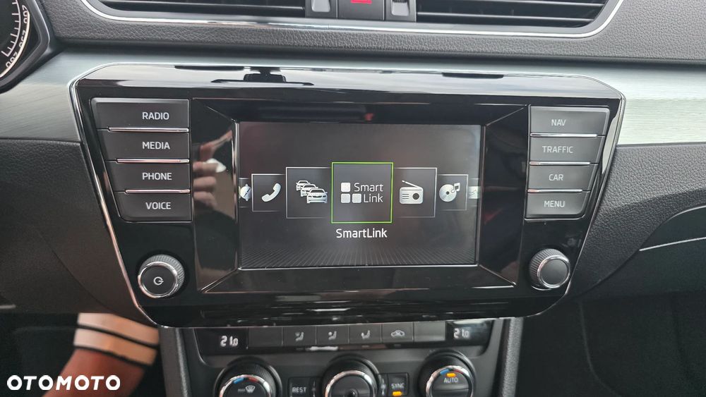Skoda Superb 2.0 TDI Style DSG - 32
