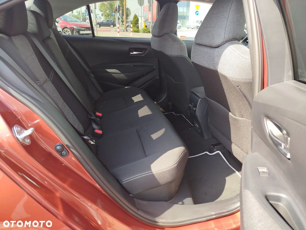 Toyota Corolla 1.8 Hybrid Style - 16