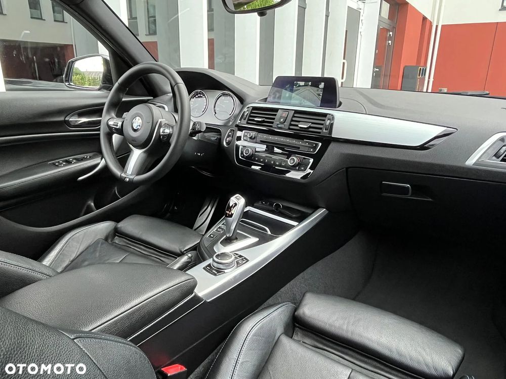 BMW Seria 1 120d Edition M Sport Shadow - 19