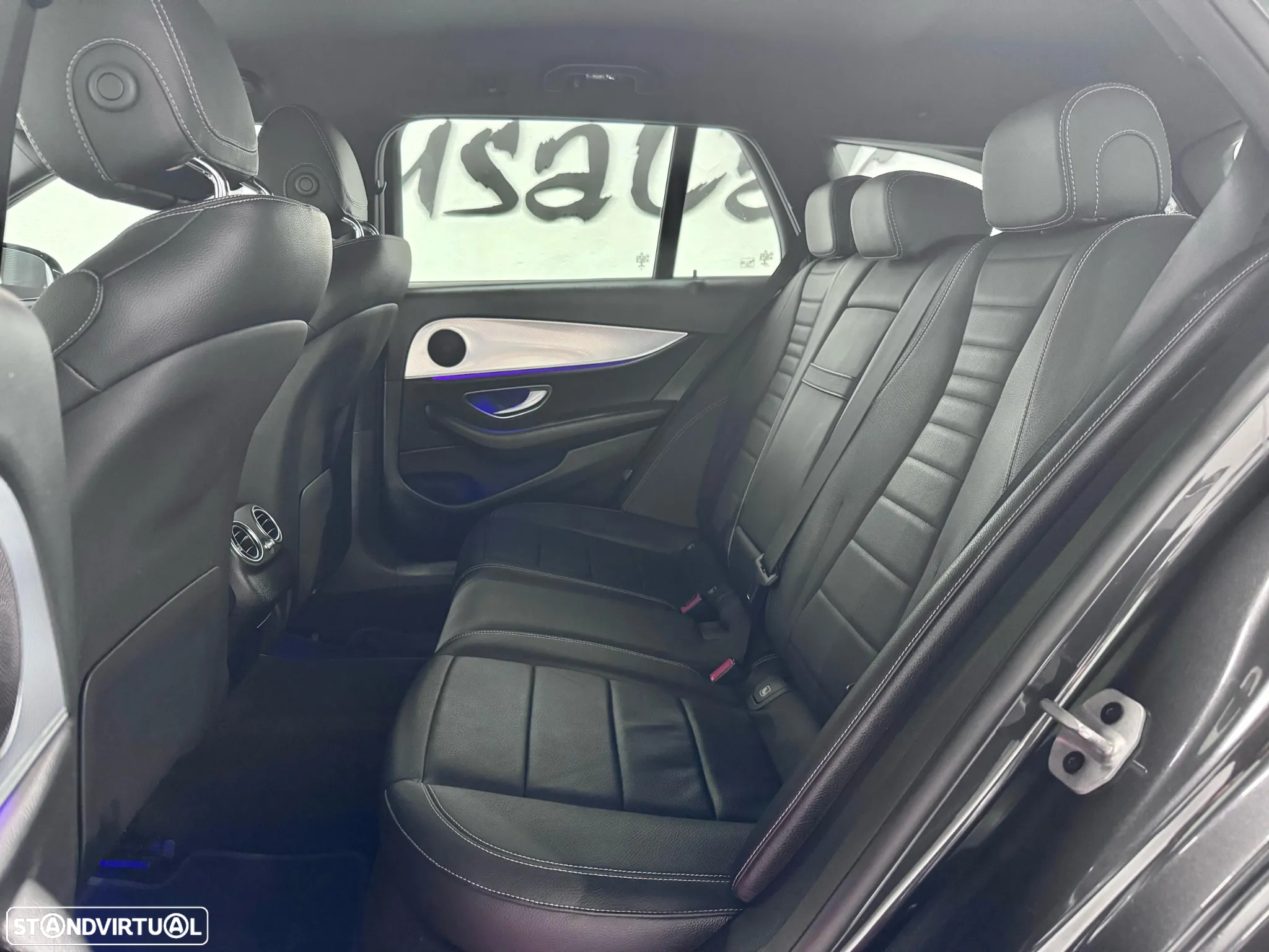 Mercedes-Benz E 300 de Avantgarde - 16
