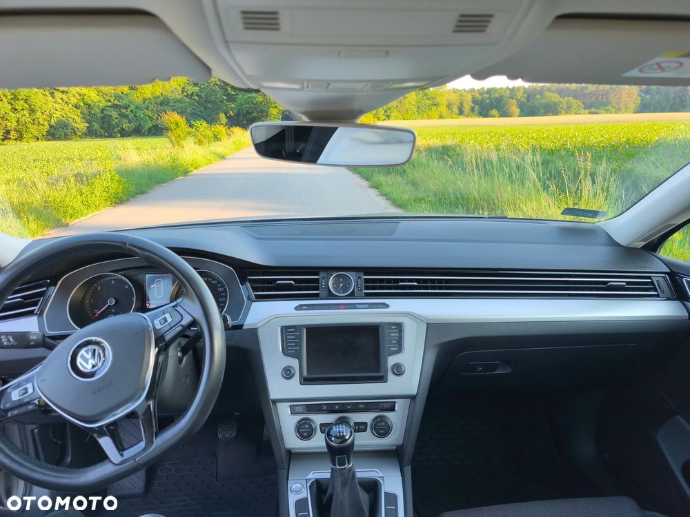 Volkswagen Passat 2.0 TDI BMT Comfortline - 8