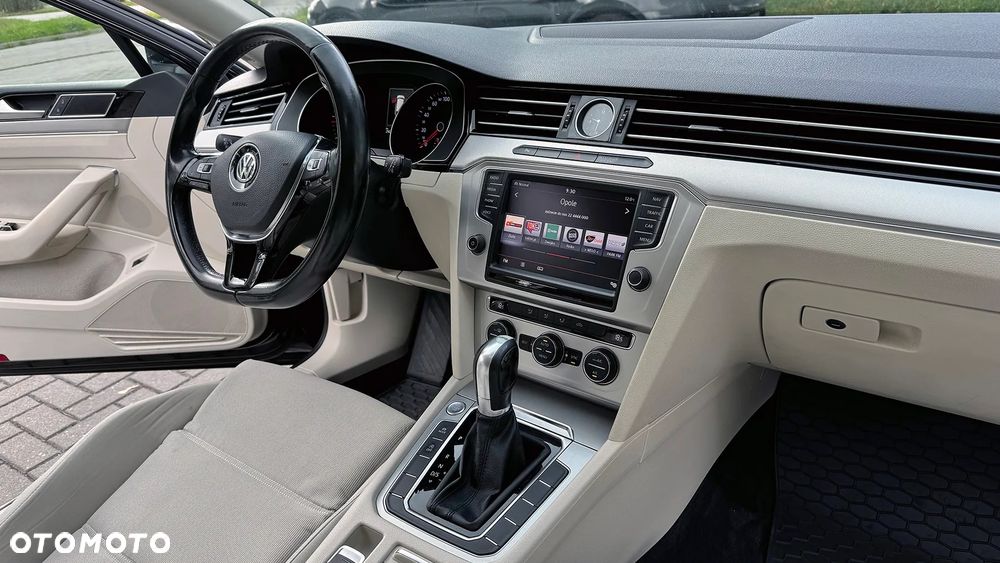 Volkswagen Passat 2.0 TDI BMT Highline DSG - 9