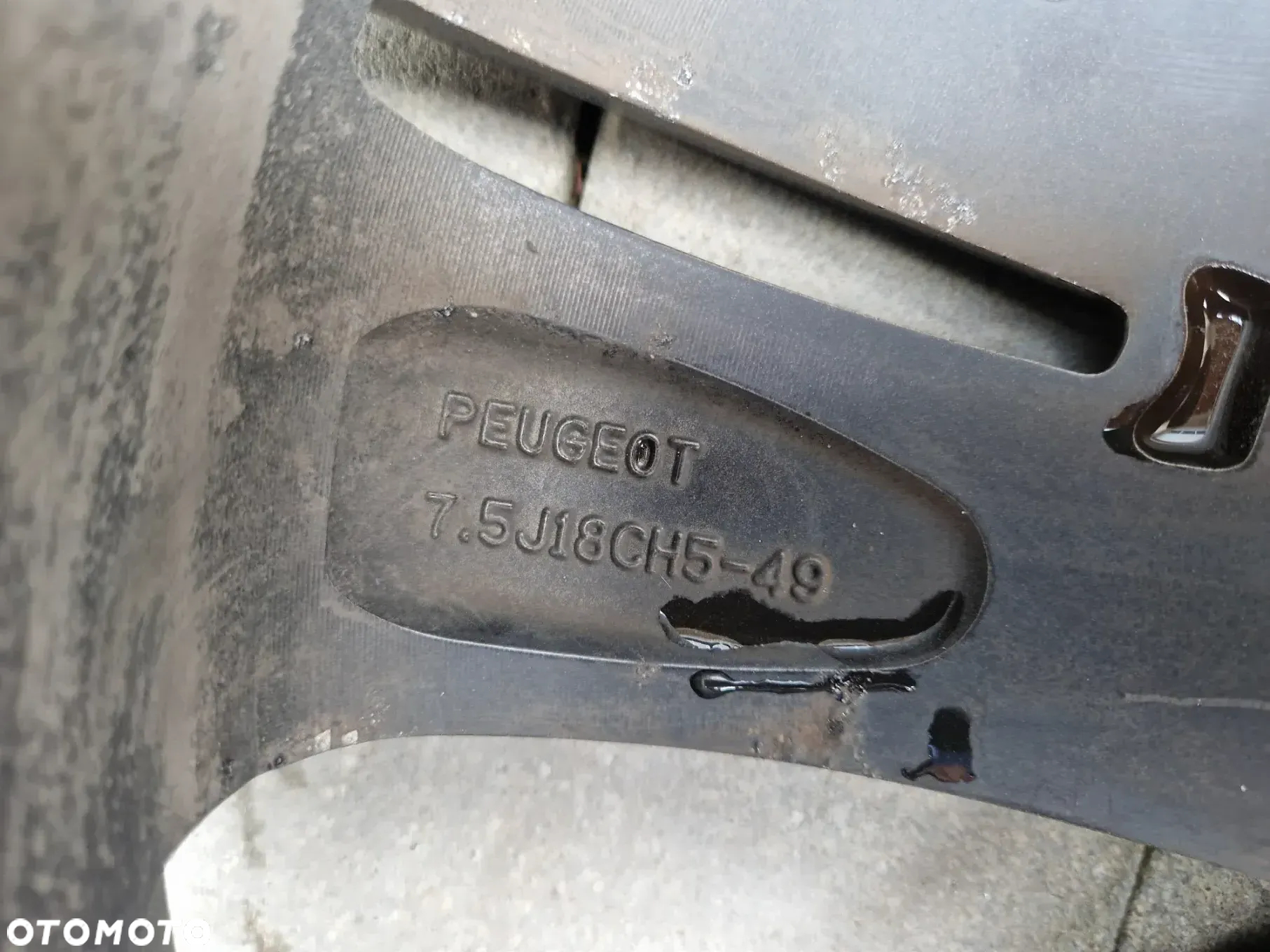 FELGA PEUGEOT 3008 II, 5008 II 7,5Jx18CH5, ET49, 5x108 - 6
