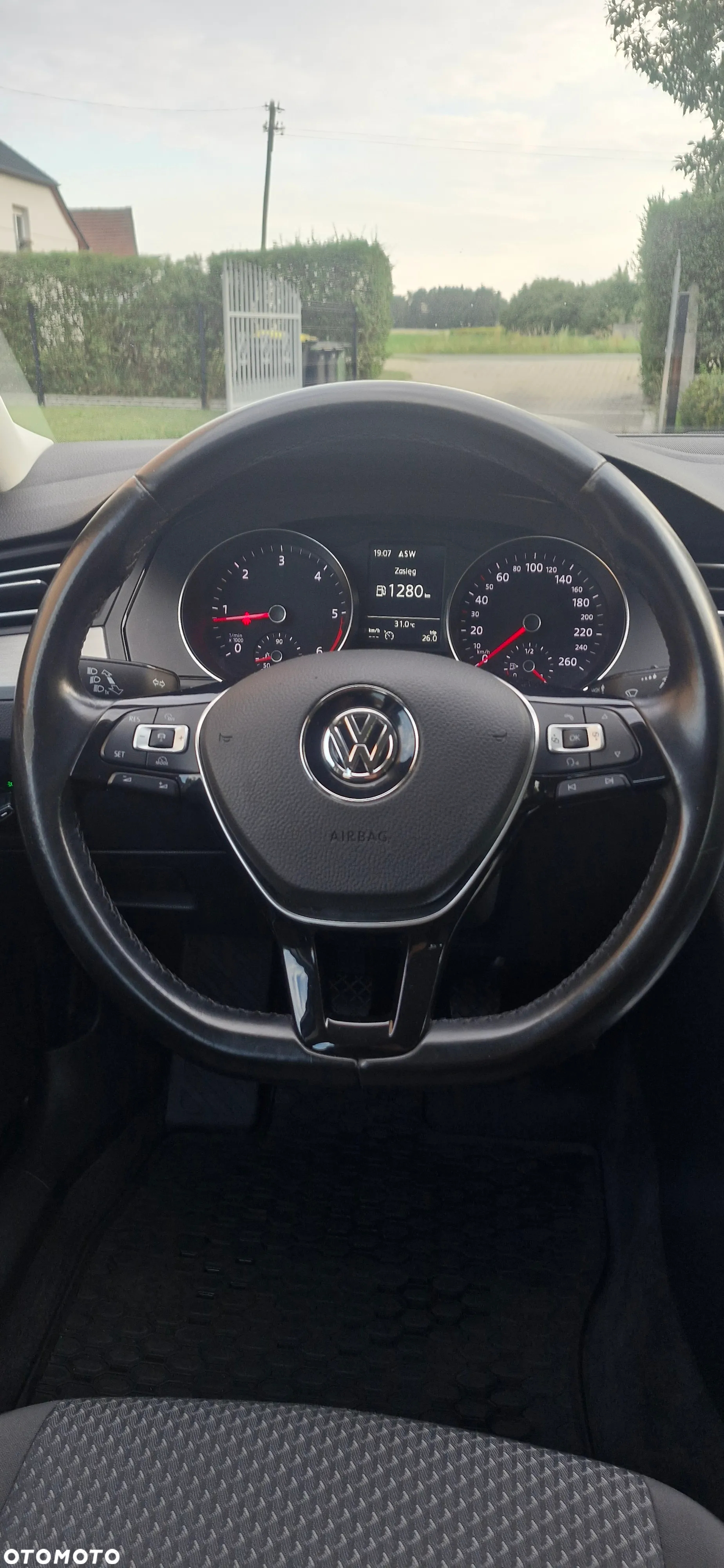 Volkswagen Passat 2.0 TDI BMT Trendline - 17