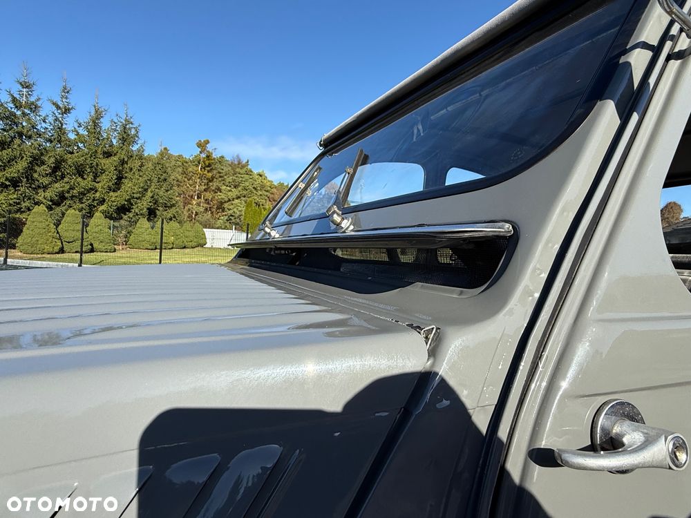 Citroën 2 CV - 11