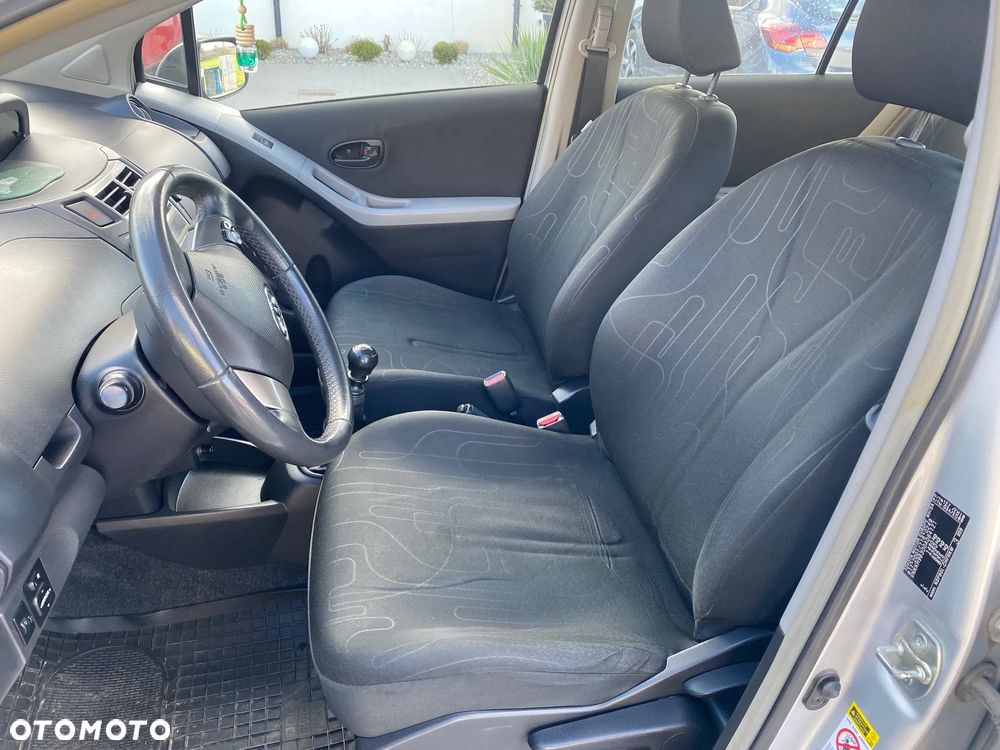 Toyota Yaris 1.33 VVT-i Cool+ - 8