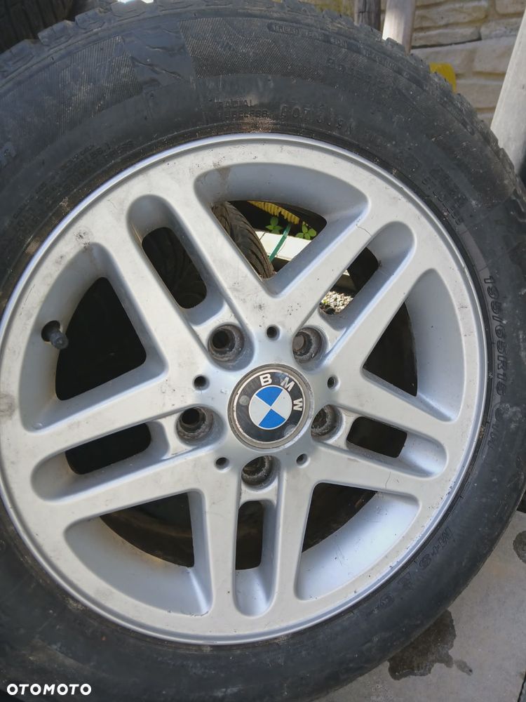 BMW Seria 3 316i - 23