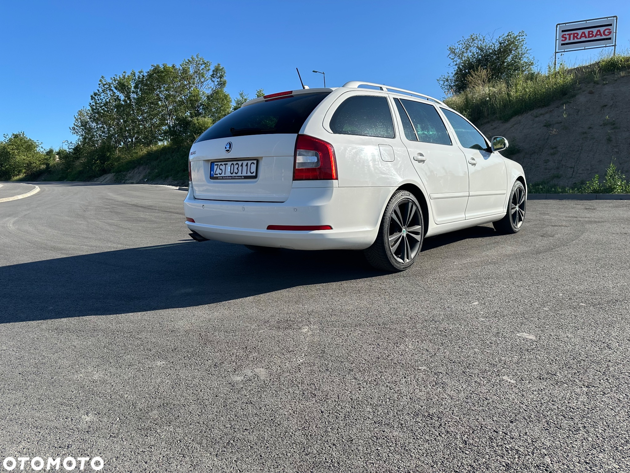 Skoda Octavia 2.0 TDI CR DPF DSG RS - 12