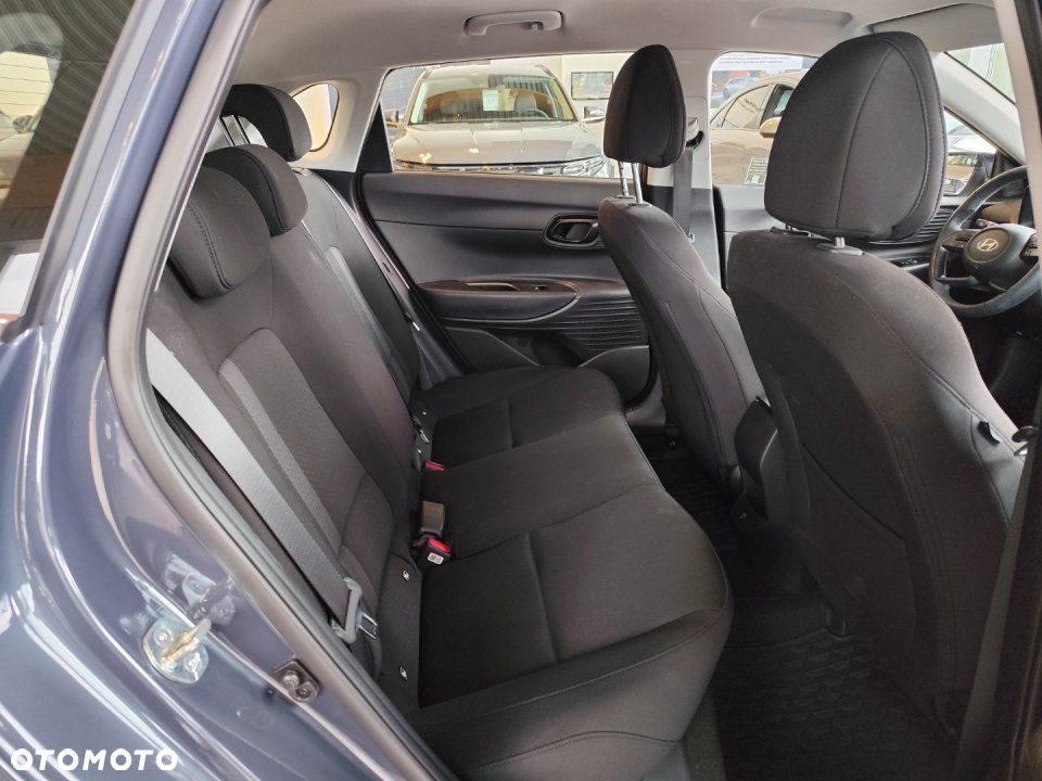 Hyundai i20 - 13