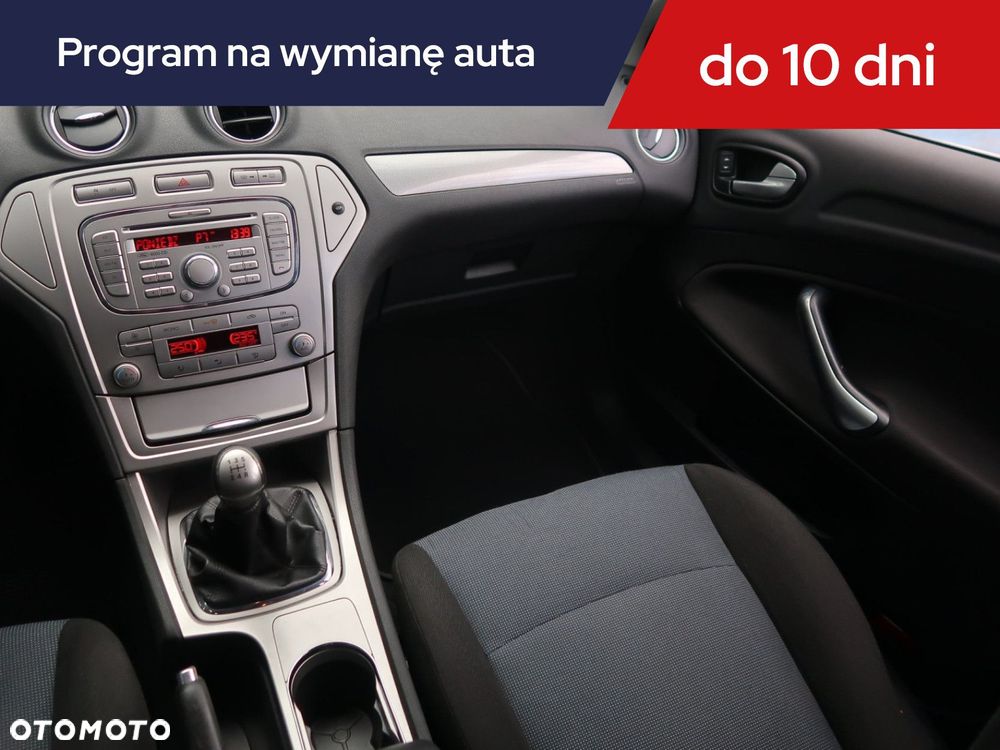 Ford Mondeo - 10