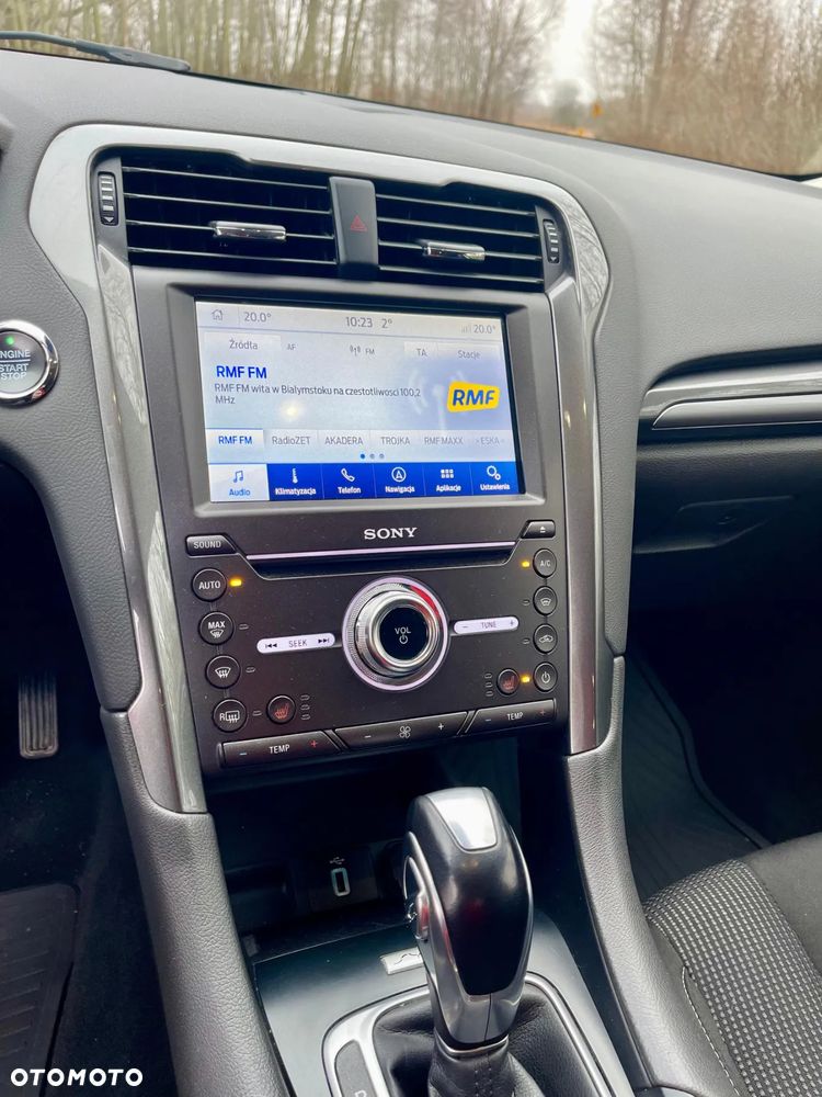 Ford Mondeo 2.0 Hybrid Titanium - 13