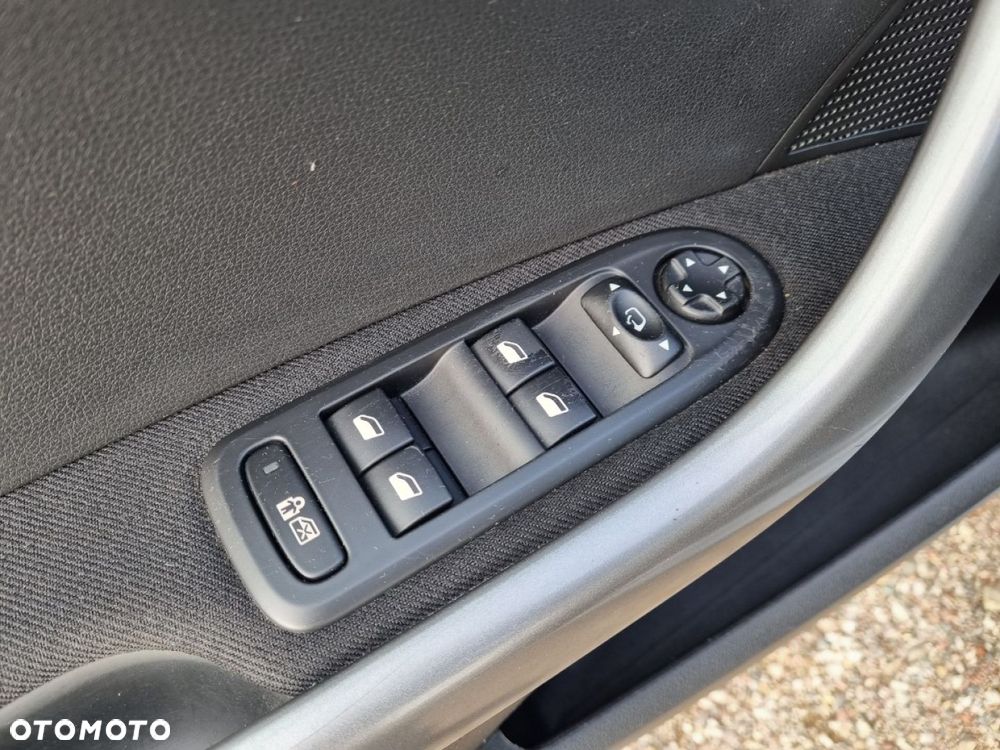 Peugeot 308 1.6 e-HDi Active STT - 9