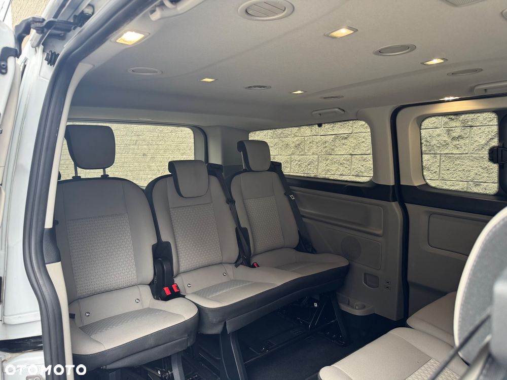 Ford Transit Custom 310 L2H1 Limited - 23