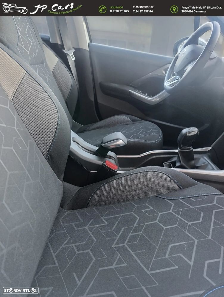 Peugeot 2008 1.2 PureTech Style - 11