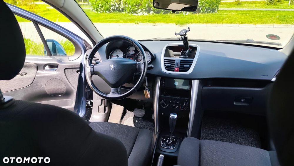 Peugeot 207 120 Automatik Premium - 7