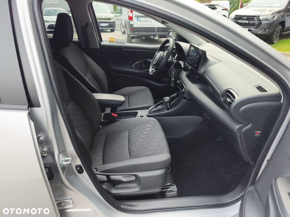 Toyota Yaris Hybrid 1.5 Style - 10