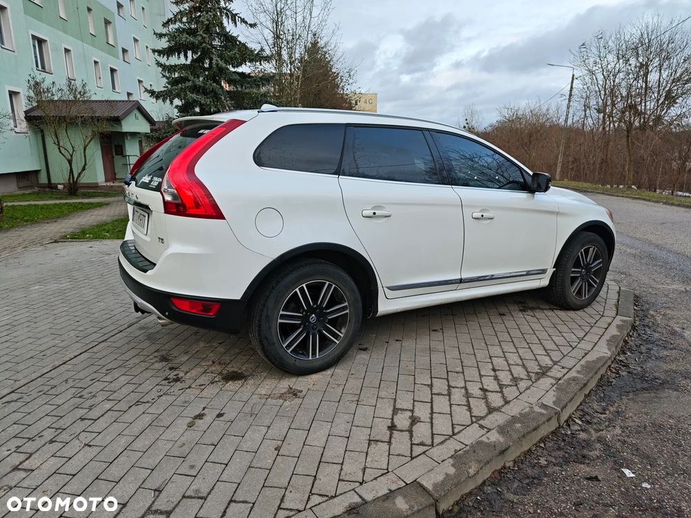 Volvo XC 60 T5 Geartronic Kinetic - 3