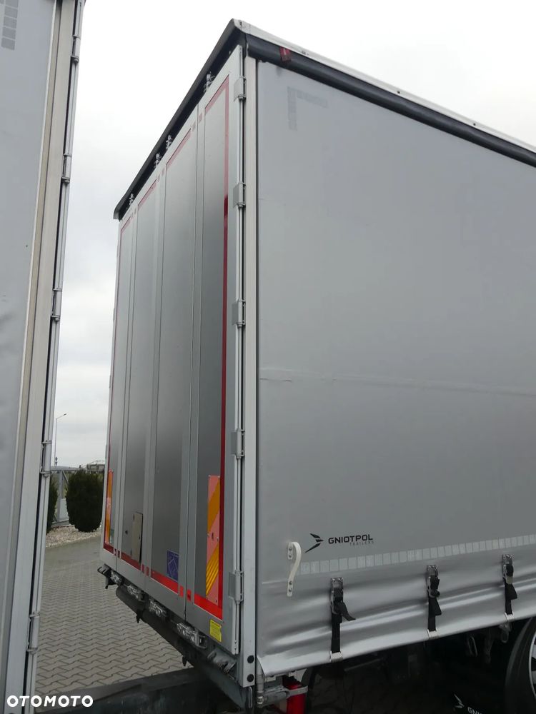 DAF XF 106.460 / EURO 6 / ZESTAW PRZEJAZDOWY / TANDEM / - 17